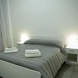 Na' Stanza In Piazza Appartamento Napoli